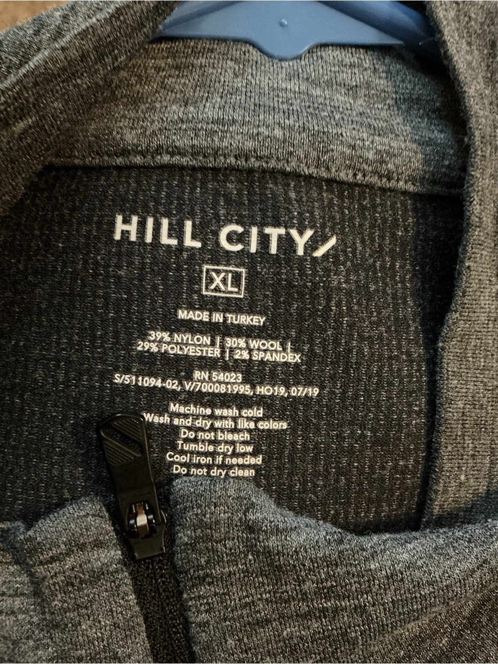 🌼Hill City Men’s Long Sleeve Pullover - Gray - Picture 3 of 3
